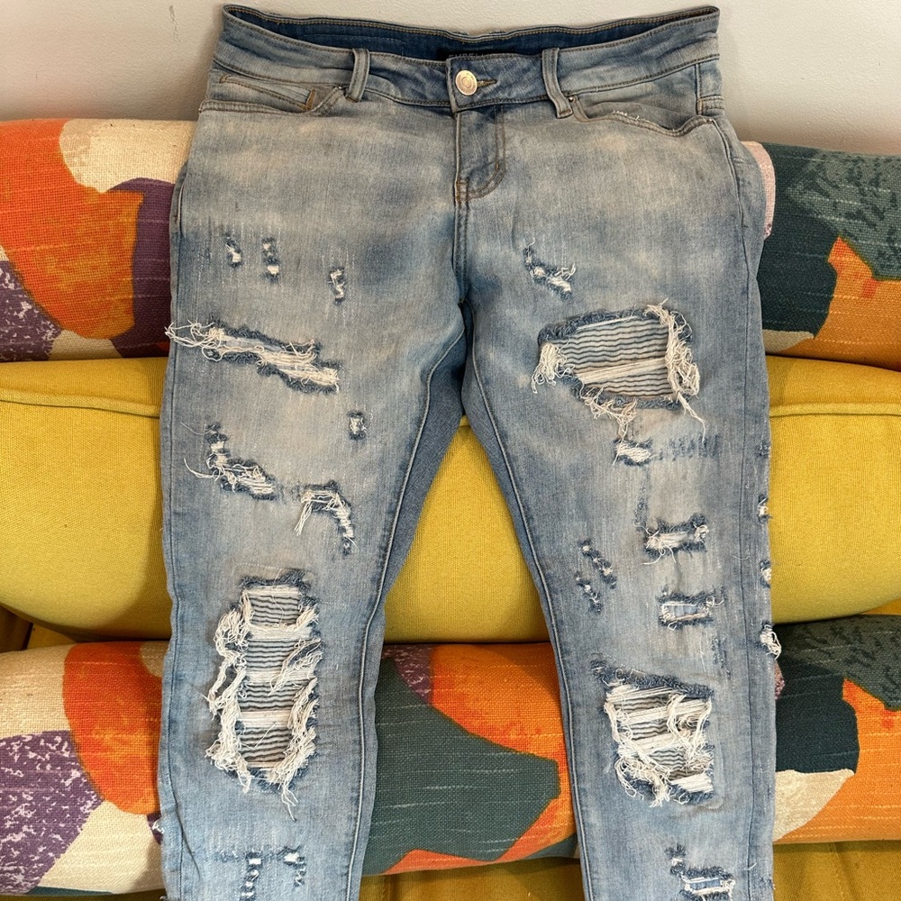 Distressed Light Blue Skinny Jeans
